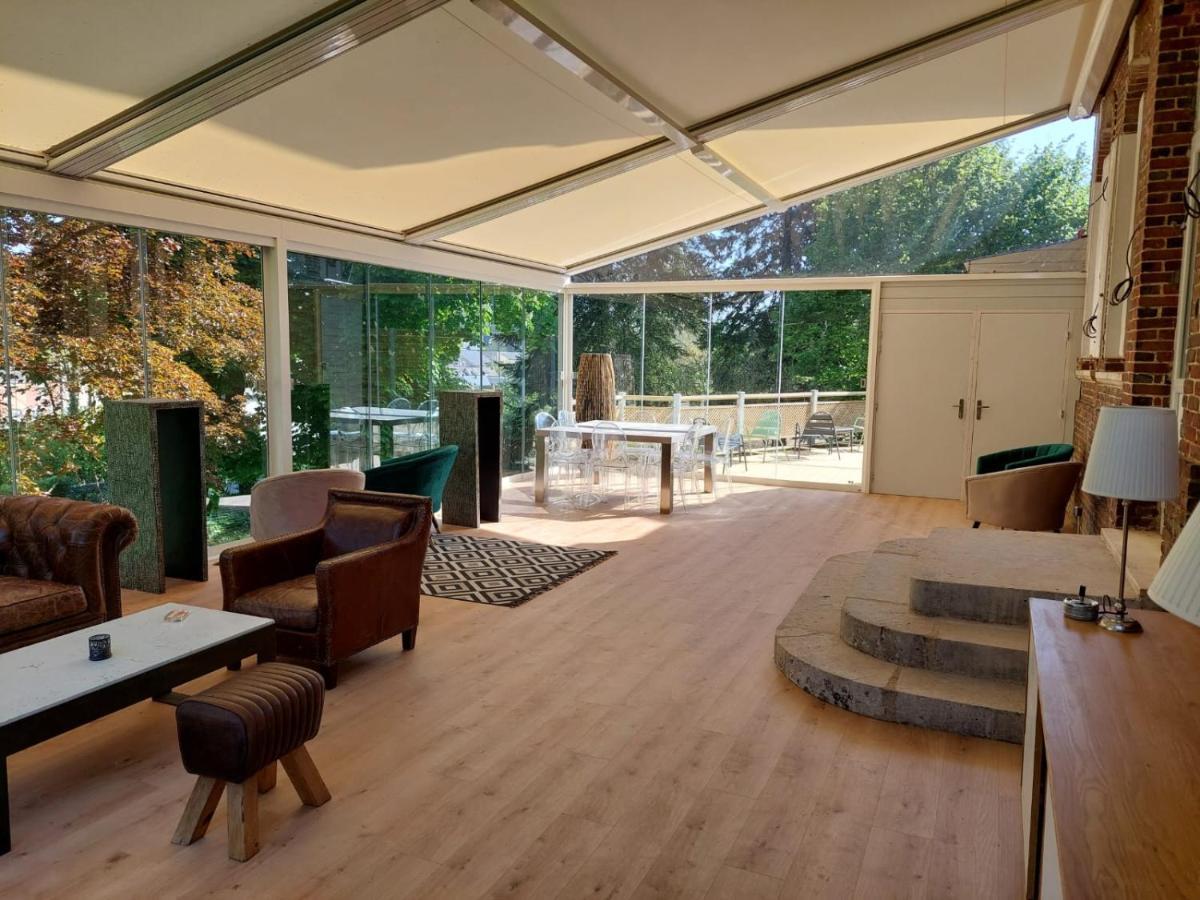 Le Clos Des Lodges Bernay  Exterior foto