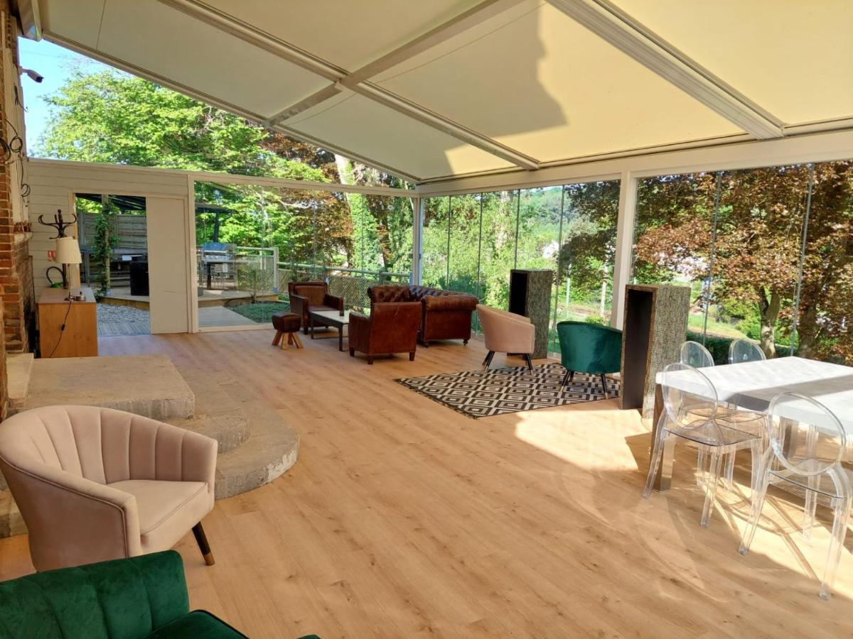 Le Clos Des Lodges Bernay  Exterior foto
