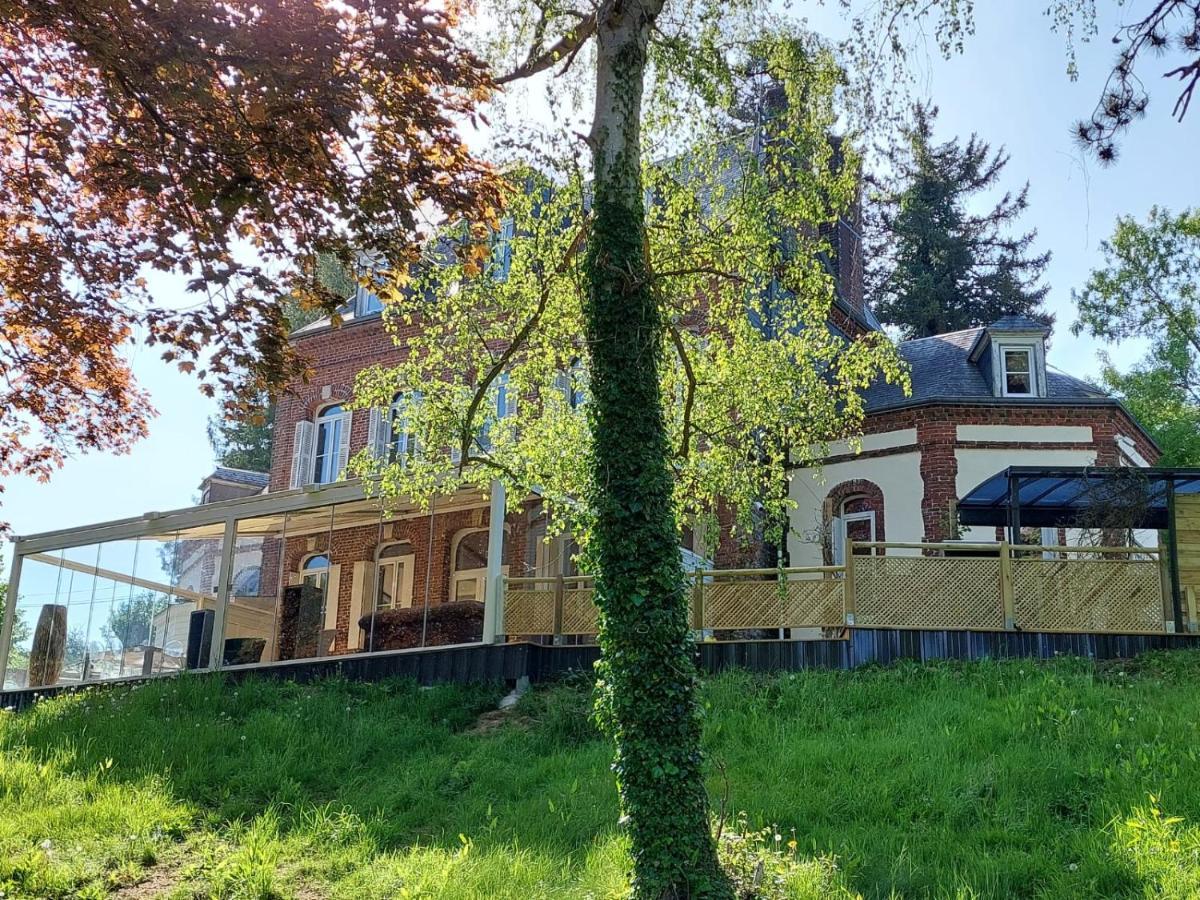 Le Clos Des Lodges Bernay  Exterior foto